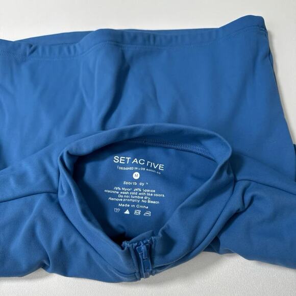 Set Active Crop Top - Picture 4 of 4